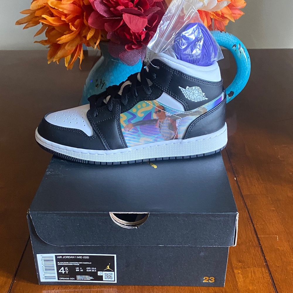 Jordan Kids Sneakers - Black, White, and Multicolor Mid-top